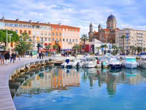 Les Studios Famandiers Saint-Raphaël 外观 照片