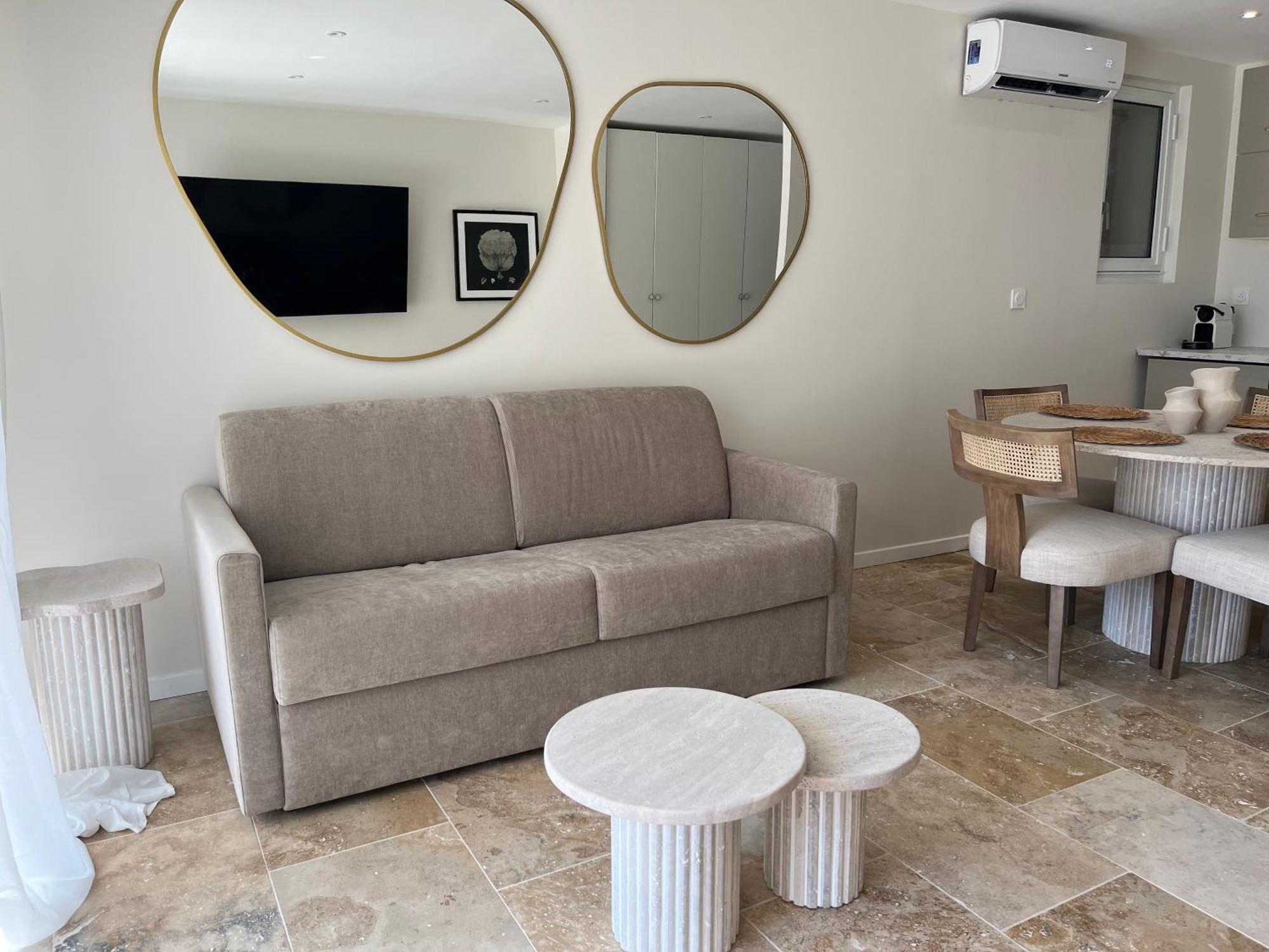 Les Studios Famandiers Saint-Raphaël 外观 照片